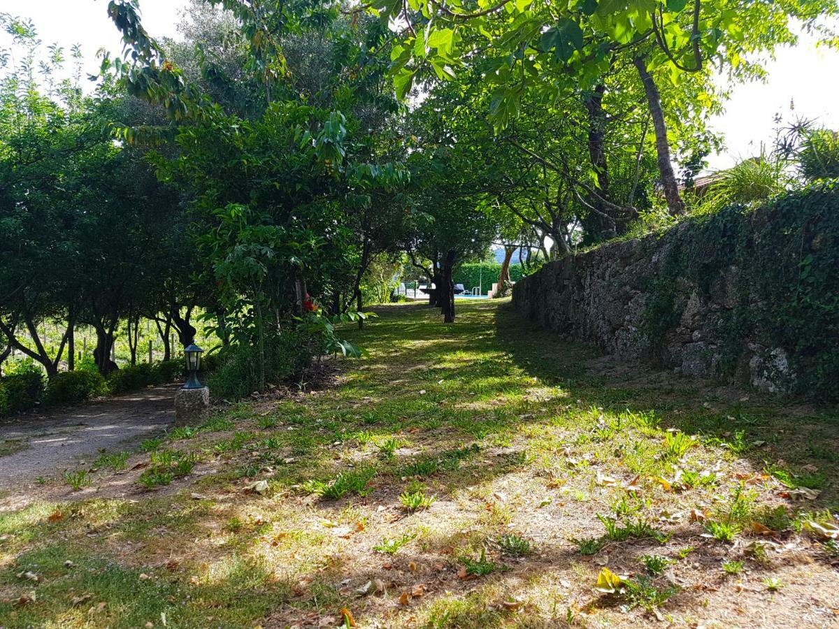 בית הארחה ויירה דו מיניו 	Quinta Da Penela מראה חיצוני תמונה